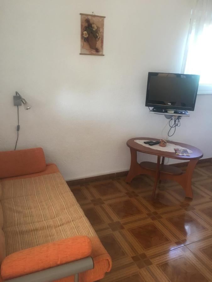 Apartmani Anna 비르 외부 사진